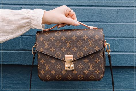 how to differeniate louis vuitton fake alma damier|false louis vuitton alma.